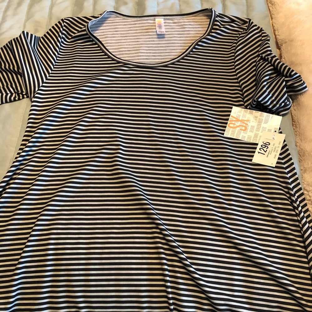 LulaRoe Perfect T